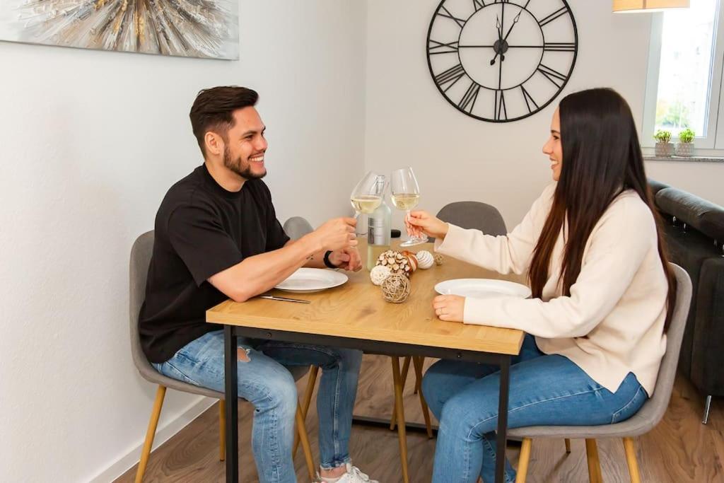 Ferienwohnung Grosse Cozy 4-Zi-Whg Mit Balkon Naehe Europa Park Und Rulantica Lahr  Exterior foto